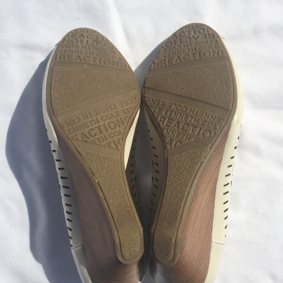 Bone White Wedge Heels - Picture 4 of 4